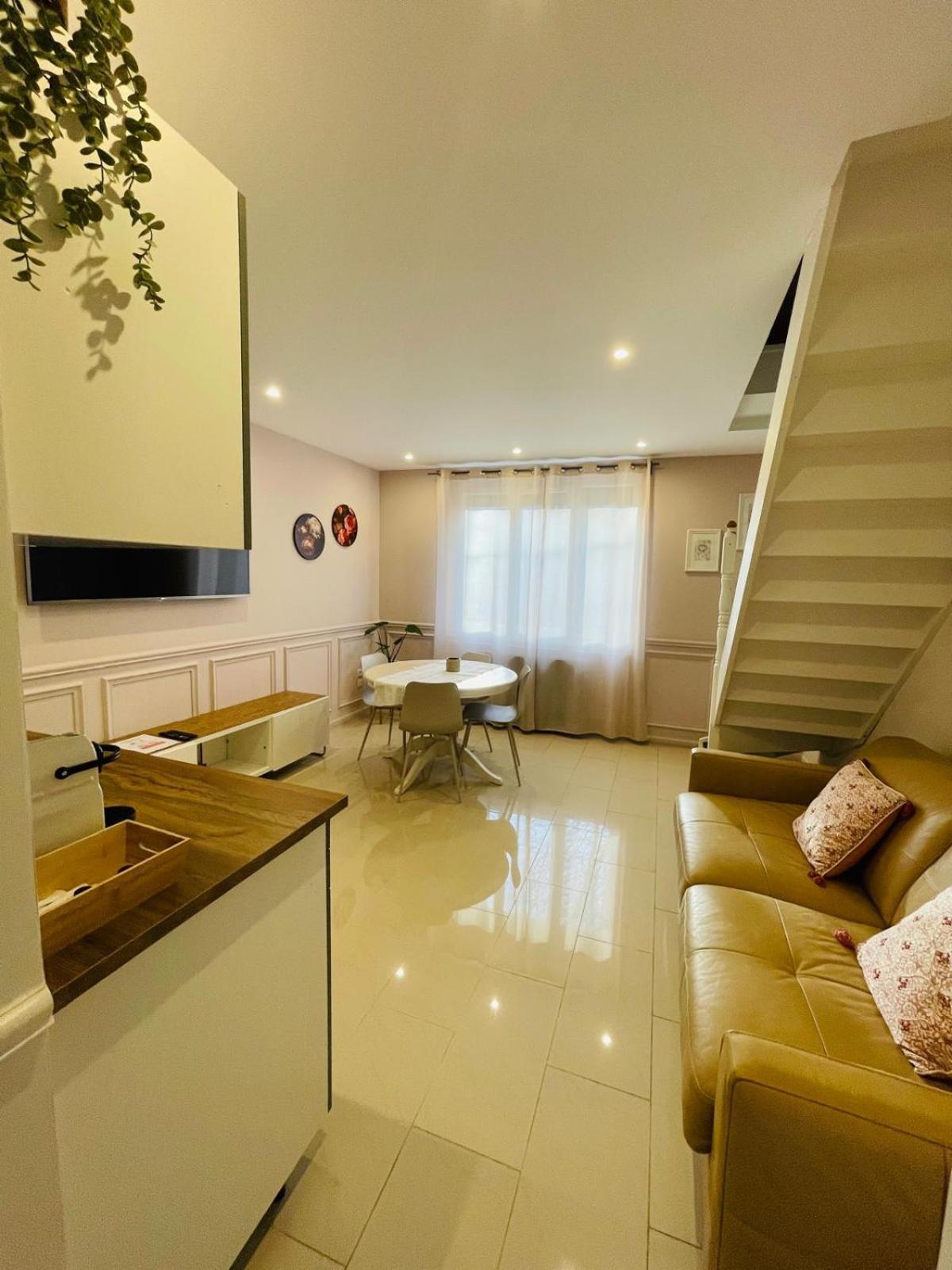 Appart Hotel Panambi Larue Екстер'єр фото